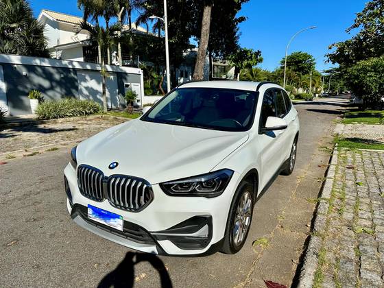 BMW X1 2.0 16V TURBO ACTIVEFLEX SDRIVE20I 4P AUTOMÁTICO BMW X1 2.0 16V TURBO ACTIVEFLEX SDRIVE20I 4P AUTOMÁTICO